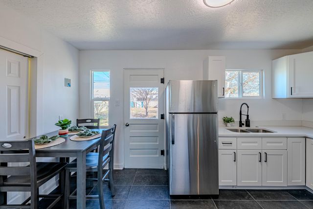 2714 Adams Street NE, Albuquerque, NM 87110