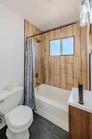 2714 Adams Street NE, Albuquerque, NM 87110
