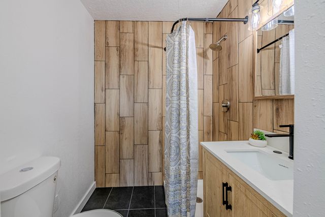 2714 Adams Street NE, Albuquerque, NM 87110