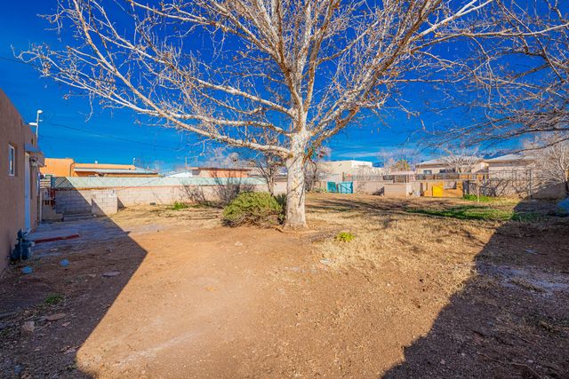 2714 Adams Street NE, Albuquerque, NM 87110