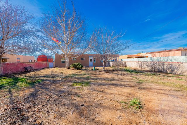 2714 Adams Street NE, Albuquerque, NM 87110