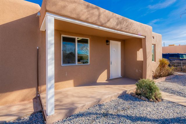 2714 Adams Street NE, Albuquerque, NM 87110