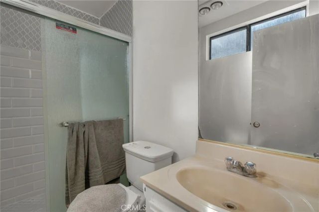 12650 Glenshire, Downey, CA 90242