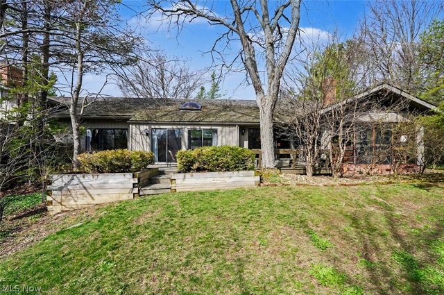 270-26 Hawthorne Drive, Aurora, OH 44202