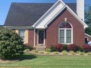 436 Babe Dr, Fairdale, KY 40118