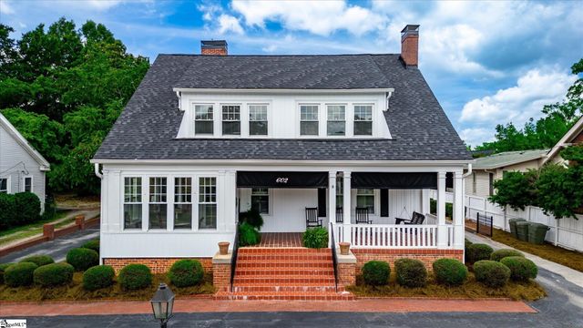 602 S Broad Street, Clinton, SC 29325