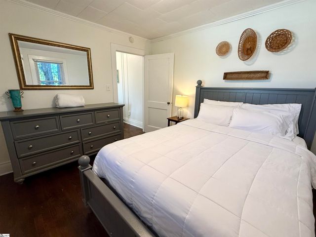 602 S Broad Street, Clinton, SC 29325