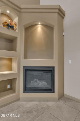 458 FORTENBERRY Place, El Paso, TX 79928