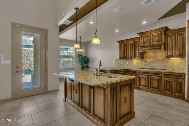 458 FORTENBERRY Place, El Paso, TX 79928