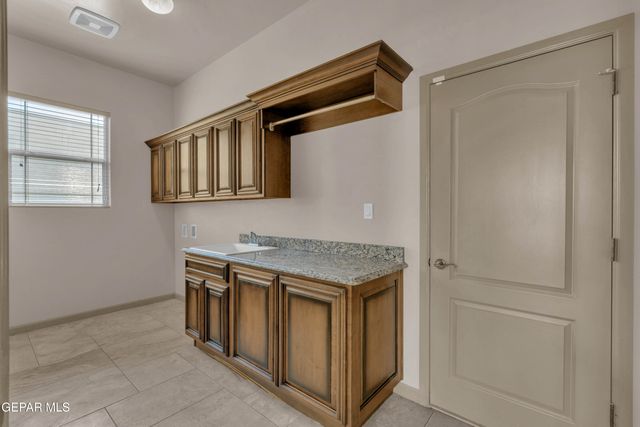 458 FORTENBERRY Place, El Paso, TX 79928