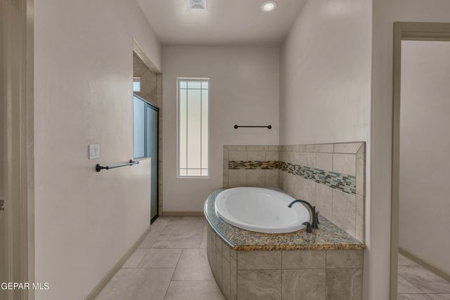 458 FORTENBERRY Place, El Paso, TX 79928