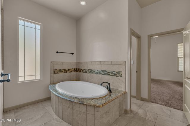 458 FORTENBERRY Place, El Paso, TX 79928