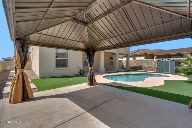 458 FORTENBERRY Place, El Paso, TX 79928