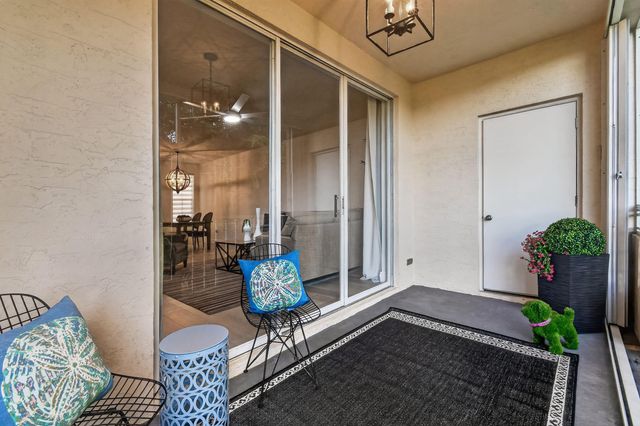 701 MUIRFIELD Court 701E, Jupiter, FL 33458