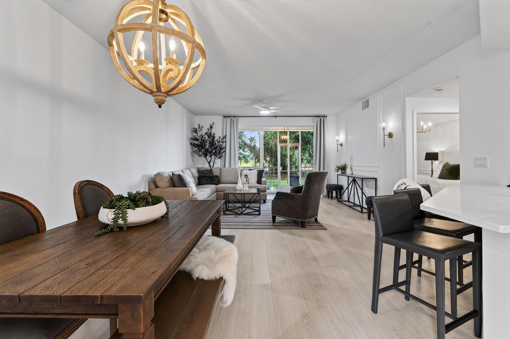 701 MUIRFIELD Court 701E, Jupiter, FL 33458