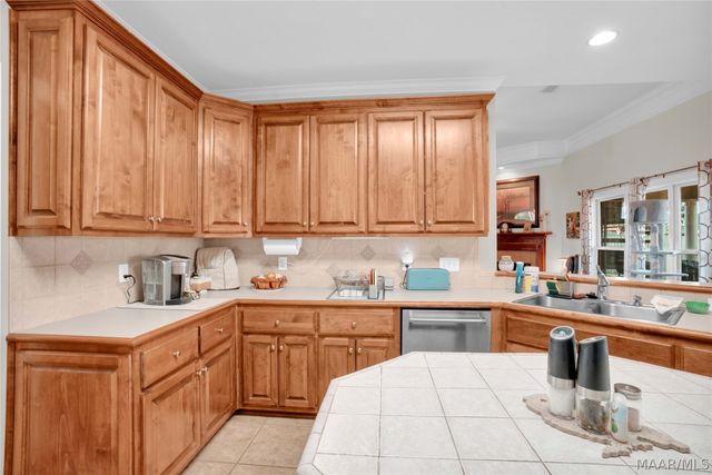 435 Holly Brook Drive, Montgomery, AL 36109