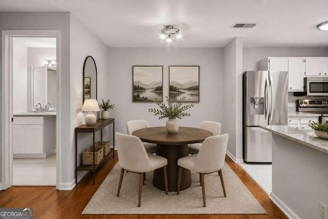 305 Granville Court, Atlanta, GA 30328