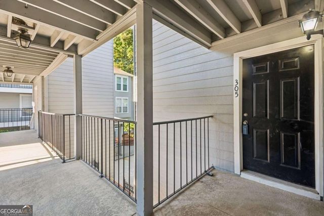 305 Granville Court, Atlanta, GA 30328