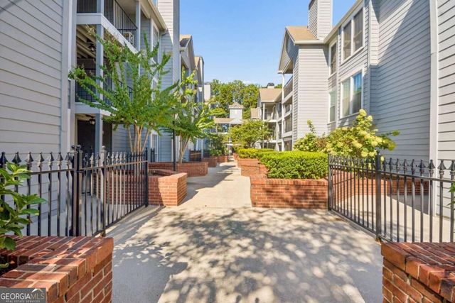 305 Granville Court, Atlanta, GA 30328