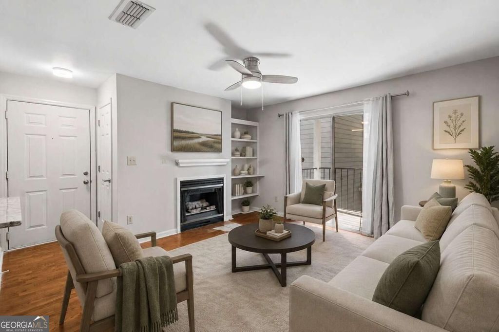 305 Granville Court, Atlanta, GA 30328