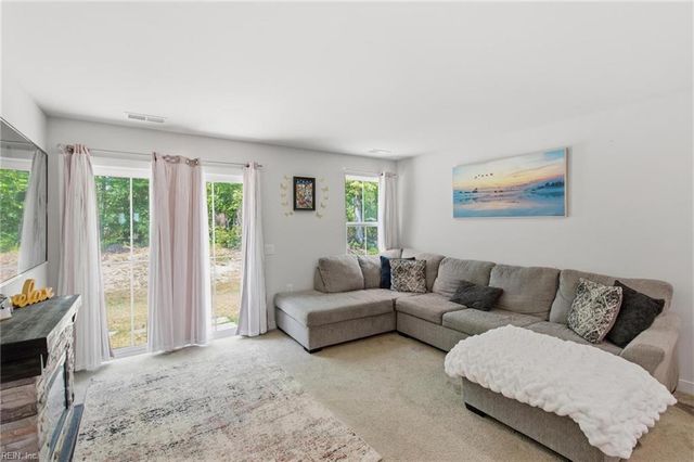 6848 Motley Landing DR, Gloucester, VA 23061