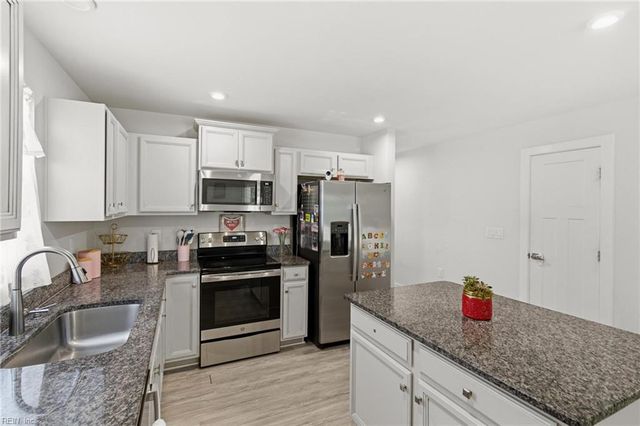 6848 Motley Landing DR, Gloucester, VA 23061