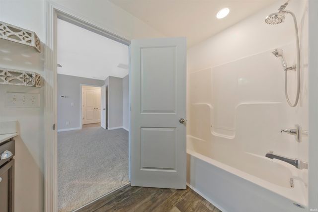 11435 Caracaras Court, Evansville, IN 47725