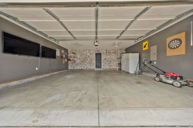 11435 Caracaras Court, Evansville, IN 47725