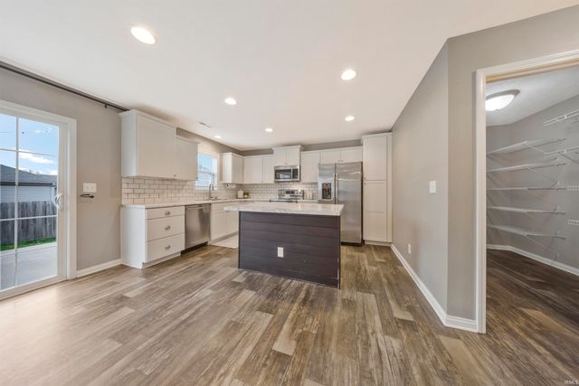 11435 Caracaras Court, Evansville, IN 47725