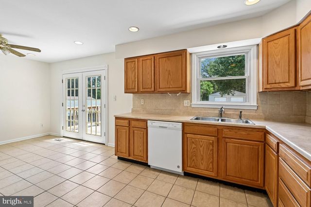 7879 ELIZABETH RD, Pasadena, MD 21122