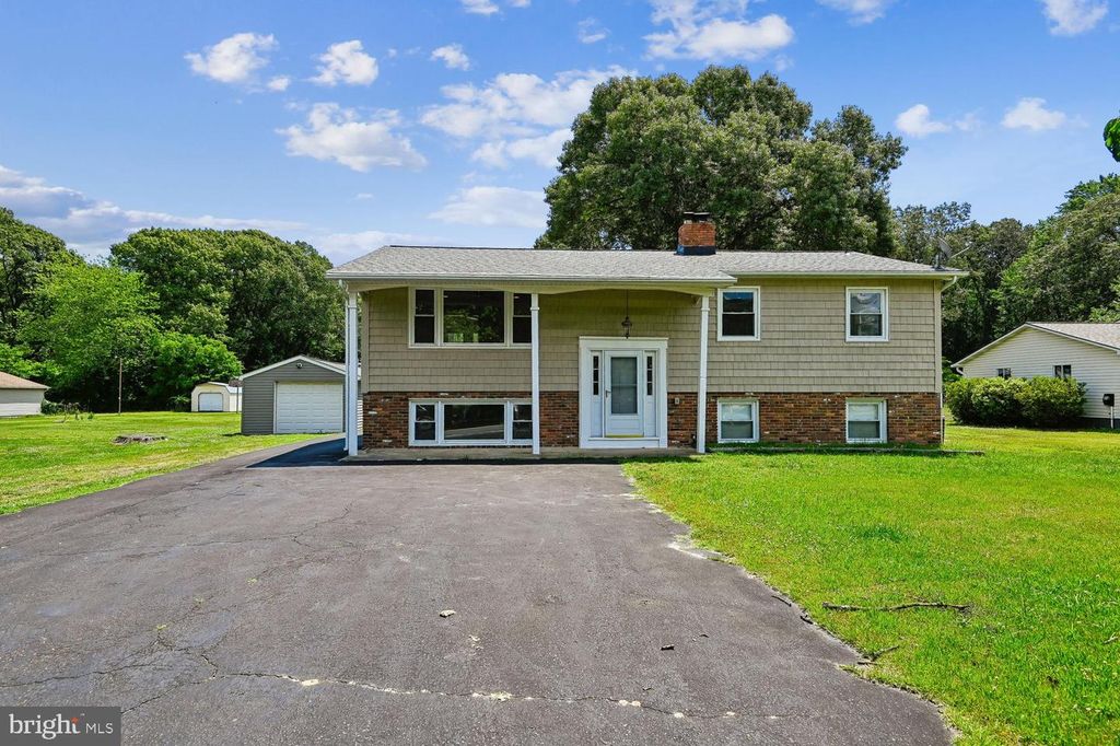 7879 ELIZABETH RD, Pasadena, MD 21122