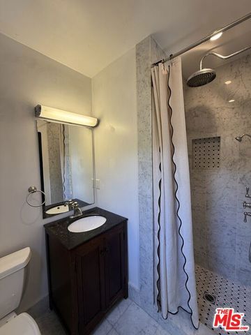 750 N Martel Avenue, Los Angeles, CA 90046