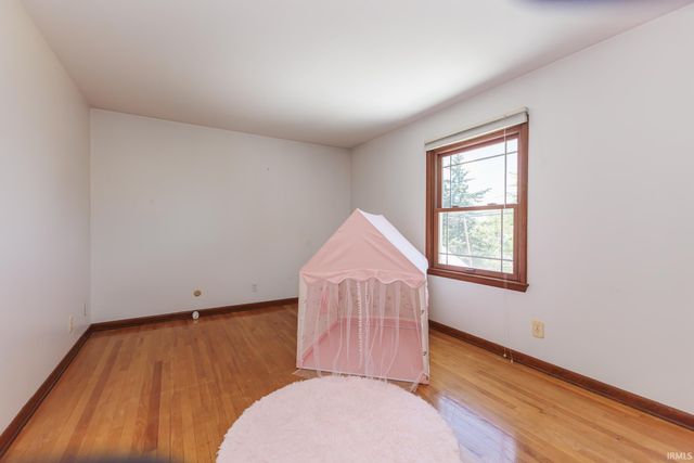 400 N Alden Road, Muncie, IN 47304