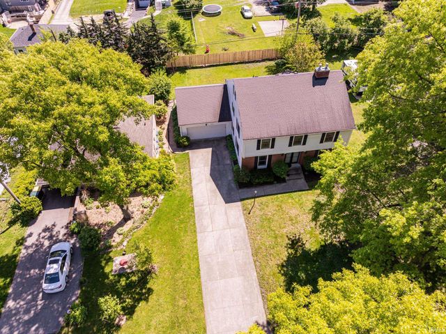 400 N Alden Road, Muncie, IN 47304