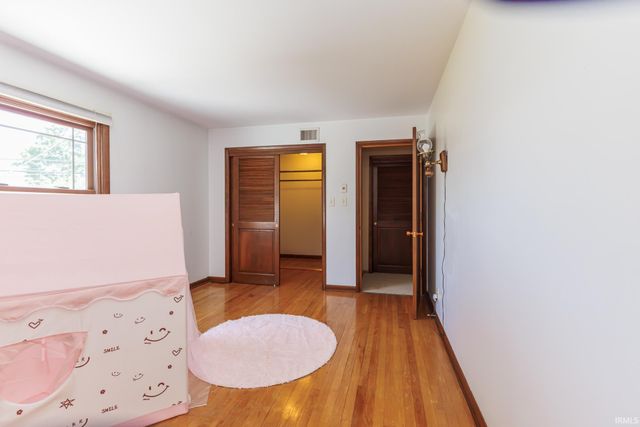 400 N Alden Road, Muncie, IN 47304