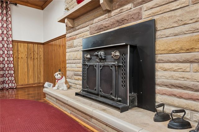 2429 Brownfield Dr, Hempfield Twp, PA 15601