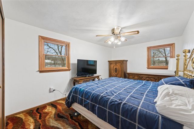 2429 Brownfield Dr, Hempfield Twp, PA 15601