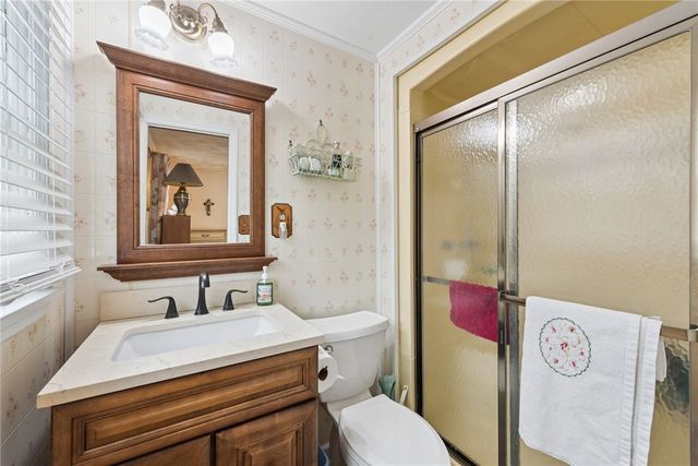 2429 Brownfield Dr, Hempfield Twp, PA 15601