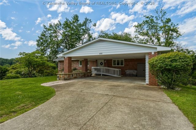 1505 Knob Road, Charleston, WV 25314