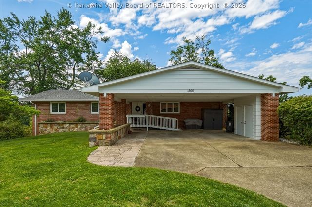 1505 Knob Road, Charleston, WV 25314