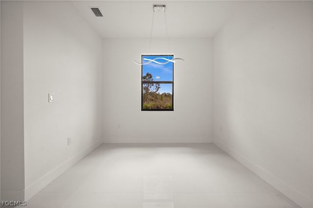 936 Bolivia DR, Lehigh Acres, FL 33974