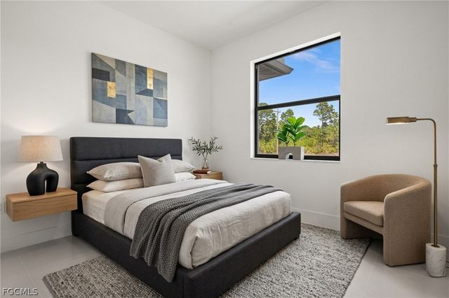 936 Bolivia DR, Lehigh Acres, FL 33974