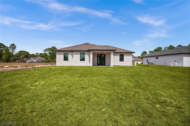 936 Bolivia DR, Lehigh Acres, FL 33974