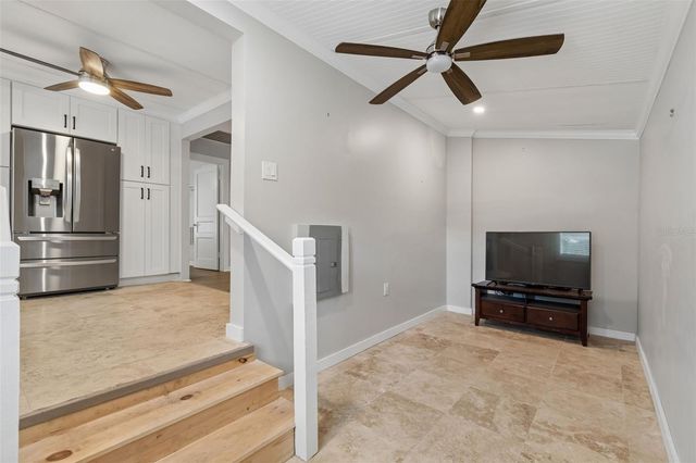 507 W PARIS STREET, Tampa, FL 33604