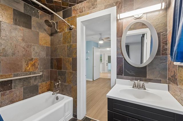 507 W PARIS STREET, Tampa, FL 33604