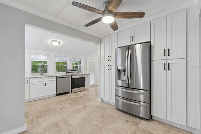 507 W PARIS STREET, Tampa, FL 33604