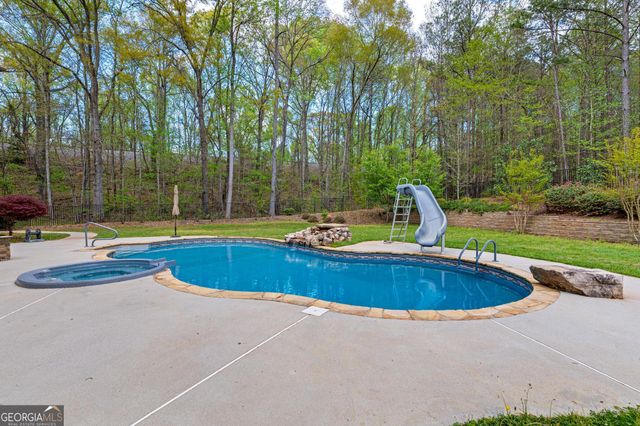 345 Broadmoor Way, Mcdonough, GA 30253