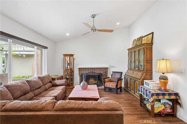 5892 Oak Meadow, Yorba Linda, CA 92886