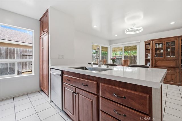 5892 Oak Meadow, Yorba Linda, CA 92886