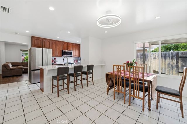 5892 Oak Meadow, Yorba Linda, CA 92886